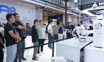 PL-Universe ProWhite Robot、正式発表 <br/>WRCへ出展